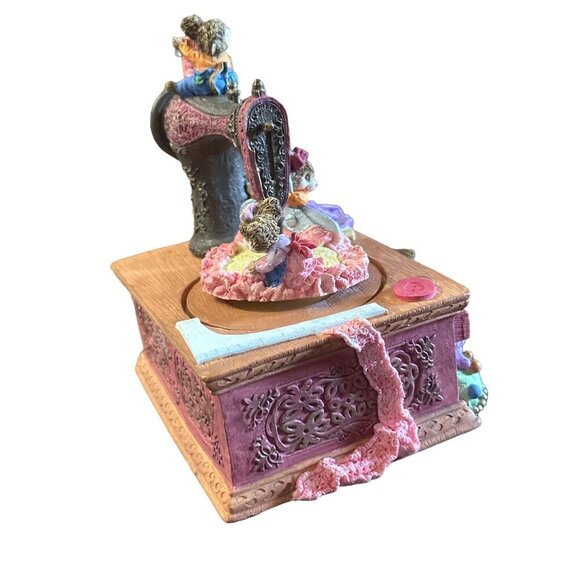 Vintage Sewing Mice Music Box "Tea For Two" - Picture 3 of 4
